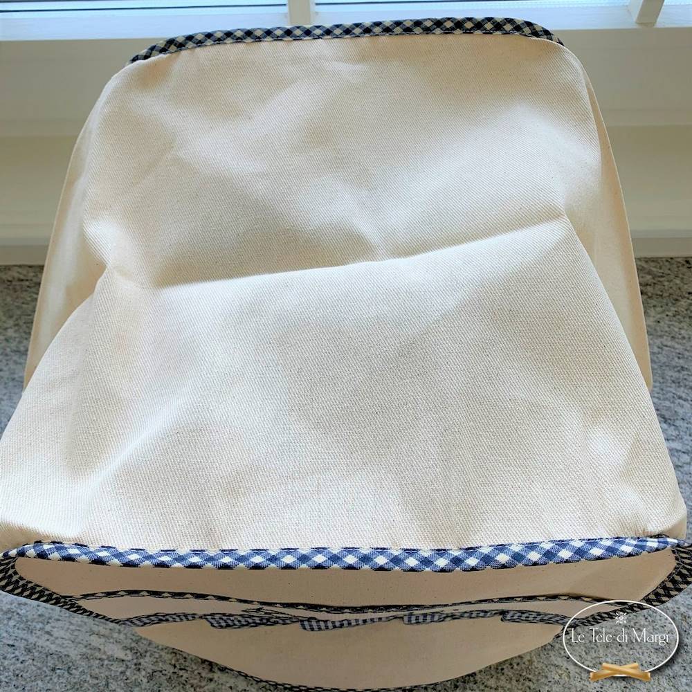 Copri Bimby ricamato Blu