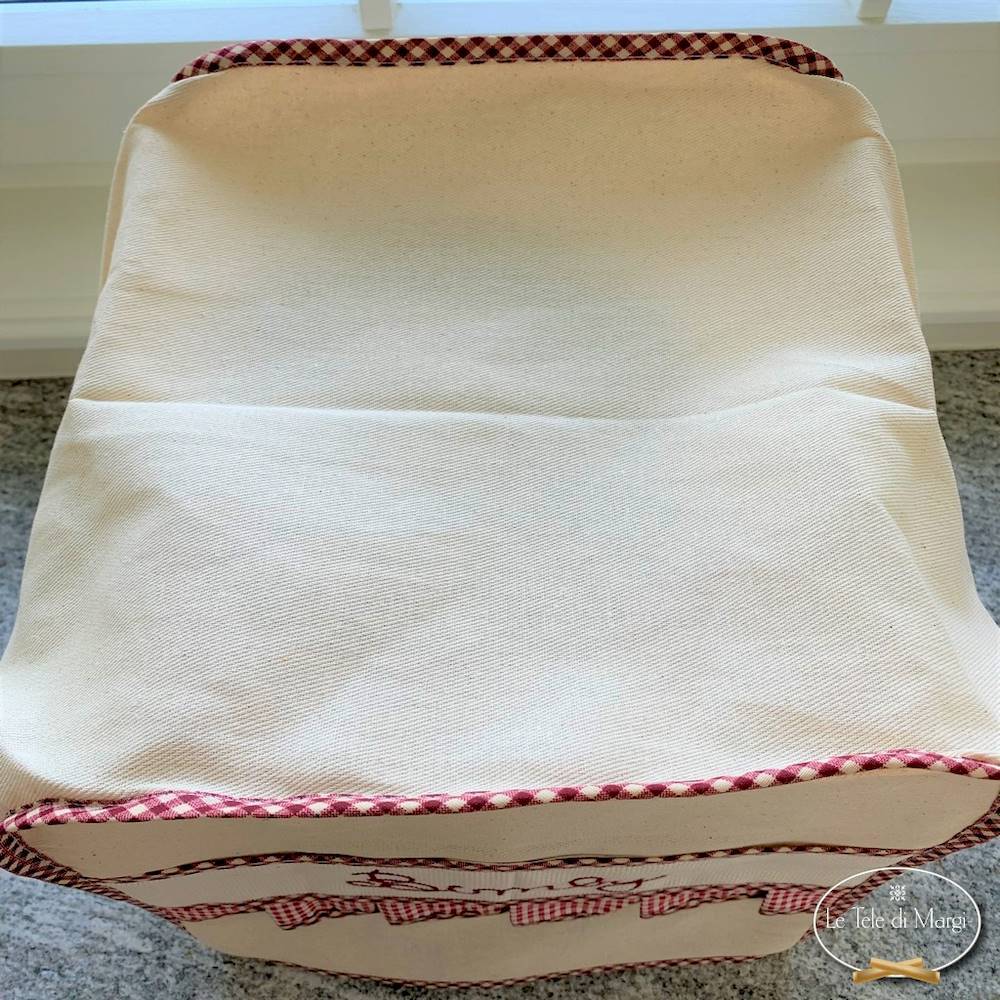 Copri Bimby ricamato rosso