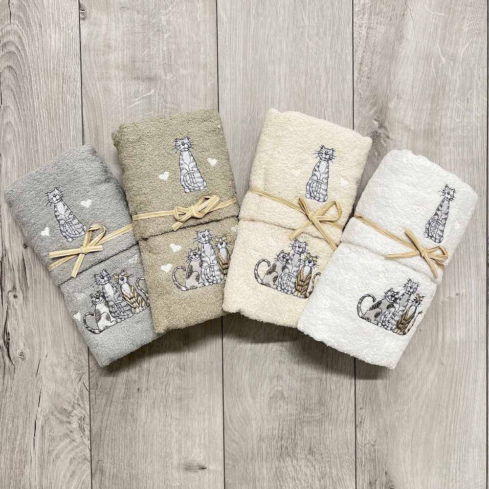 Coppia asciugamani gattini ricamati tortora