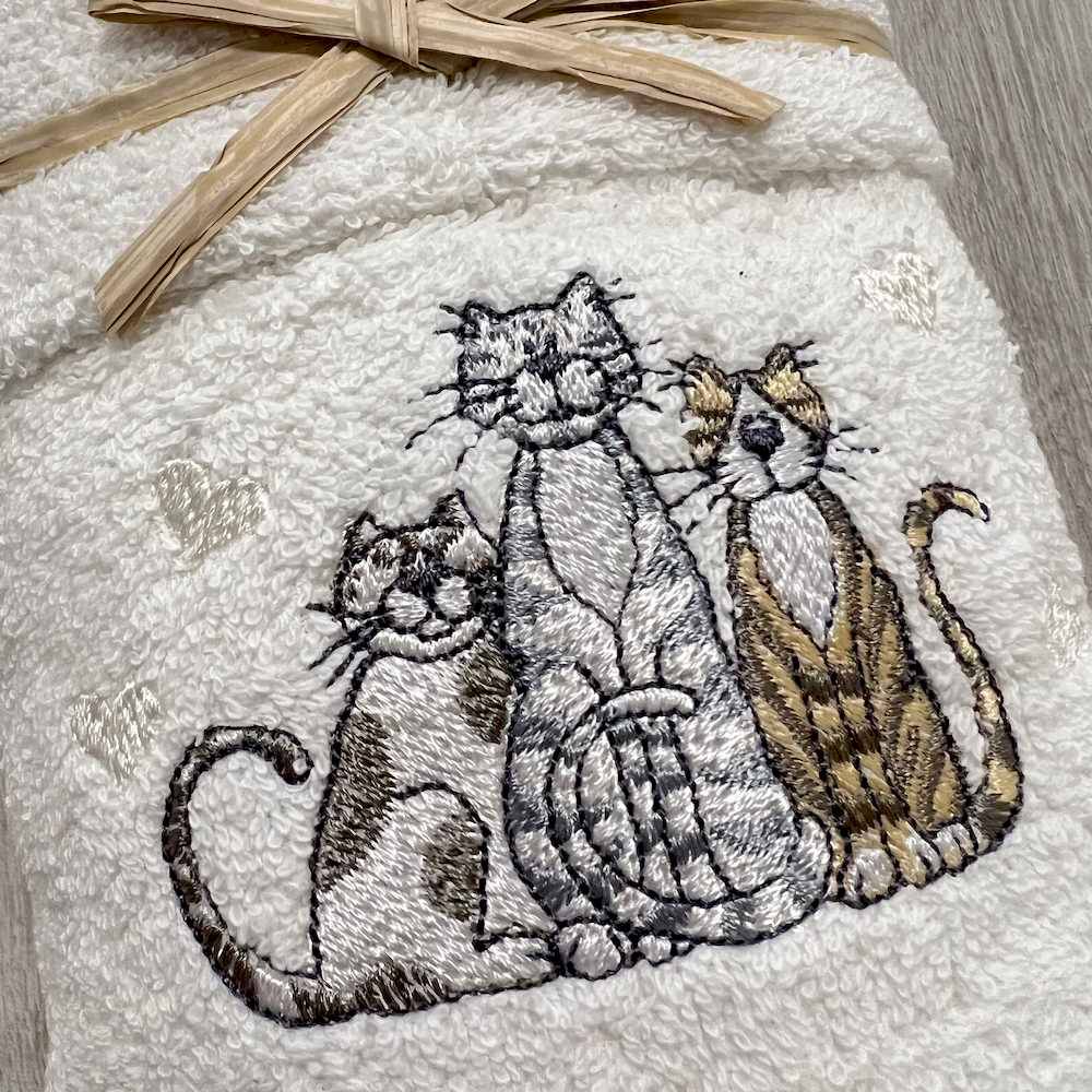 Coppia asciugamani Gatti ricamati bianchi