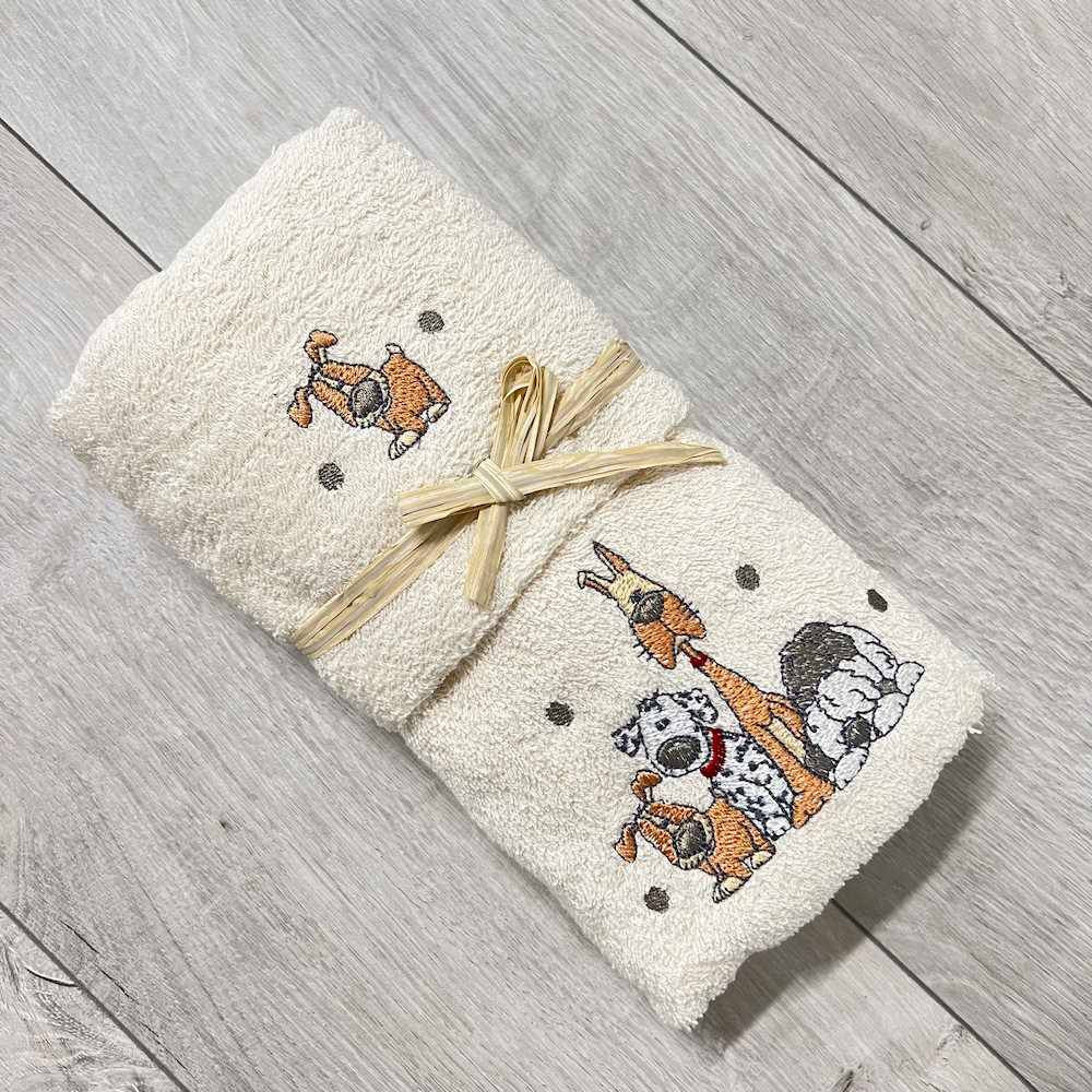 Coppia asciugamani cagnolini ricamati panna