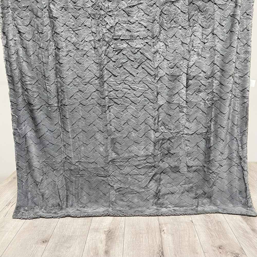 Plaid Marlene pelliccia ecologica grigia 130 x 160