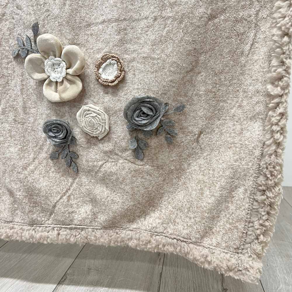 Plaid Alice tortora ricamato 130 x 160