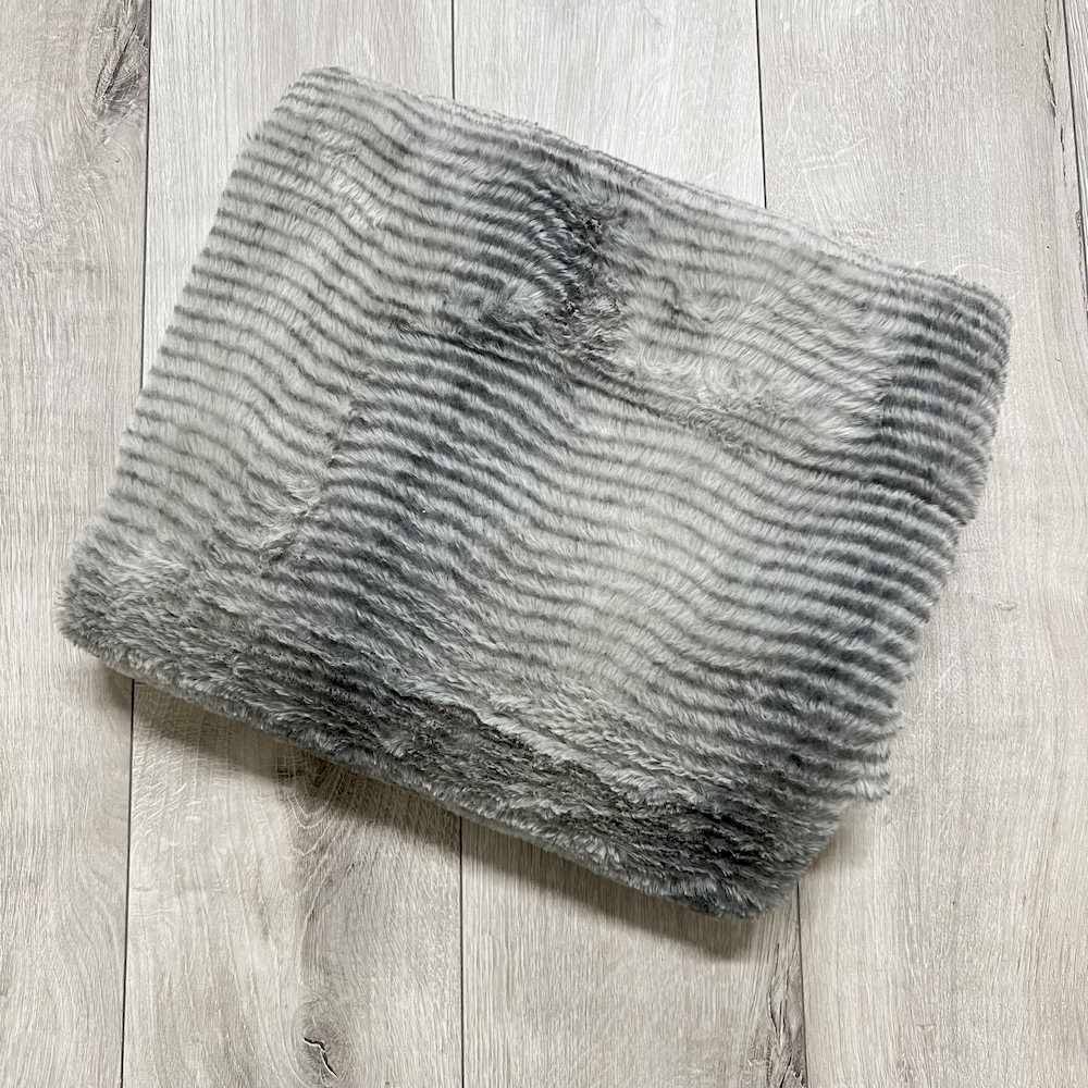 Plaid Rabbit pelliccia ecologica grigia 130 x 160