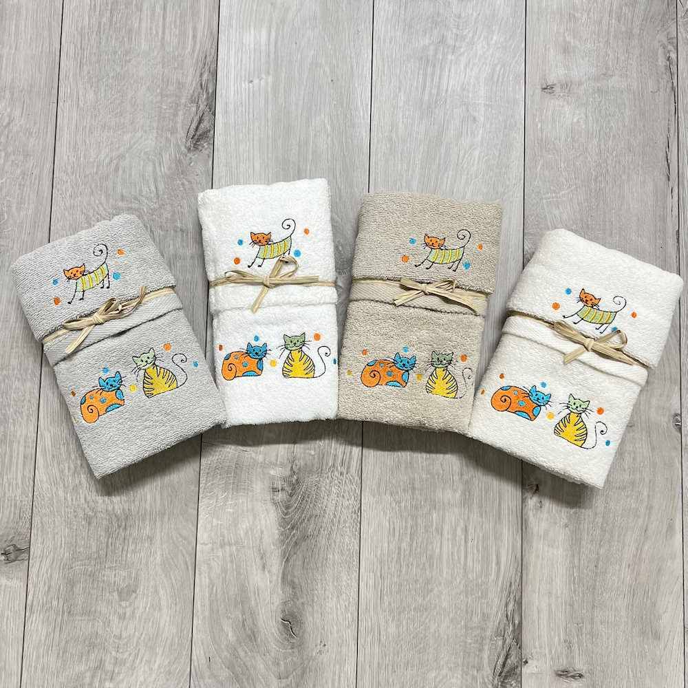 Coppia asciugamani balza ricamata gatti arcobaleno bianchi