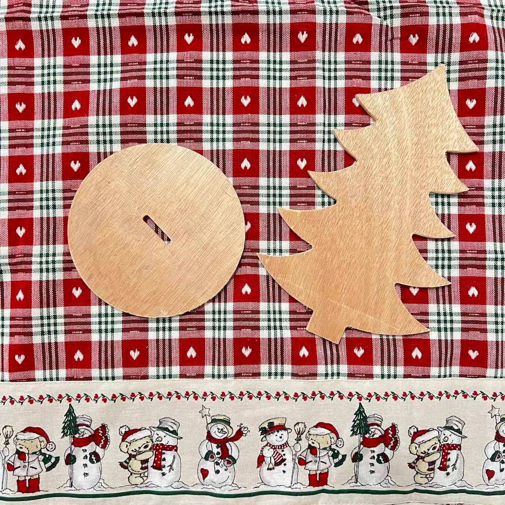 Canovaccio con Alberello di legno Pupazzi di Neve