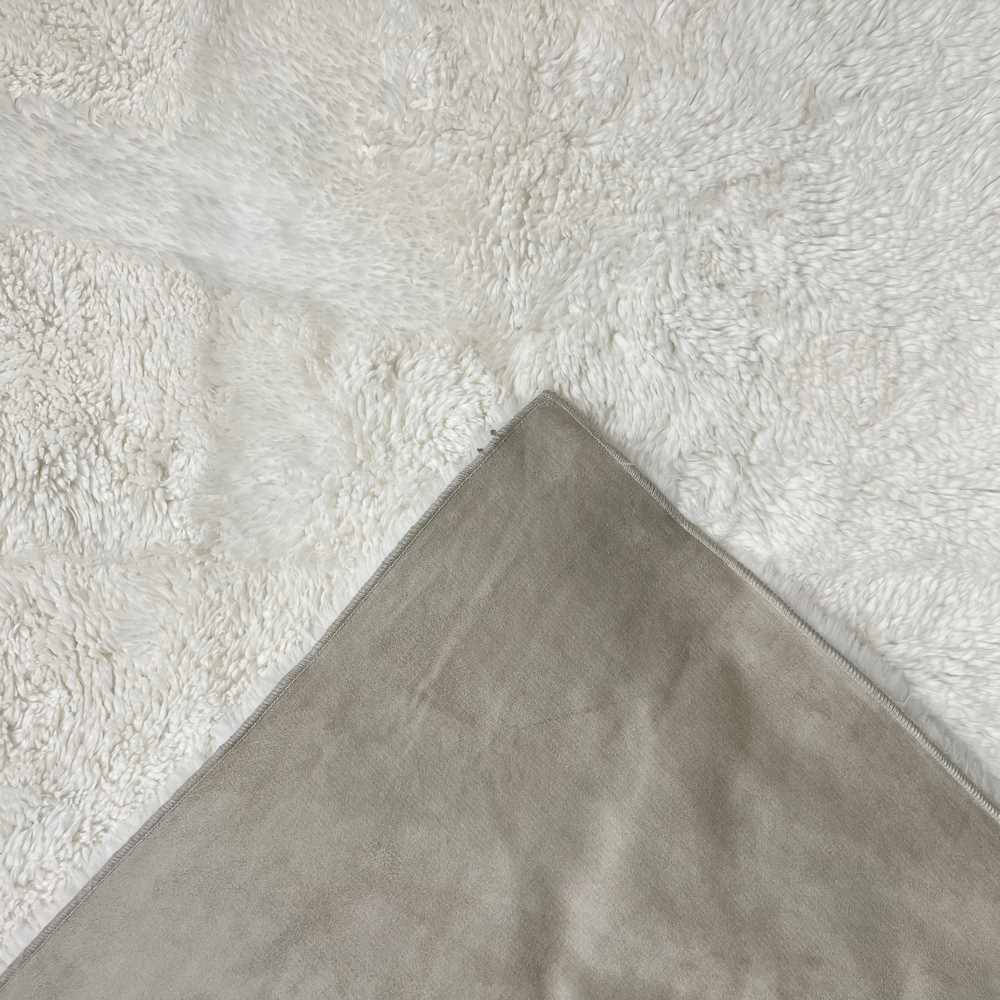 Tappeto pelliccia ecologica Caponord 140 x 180 Avorio