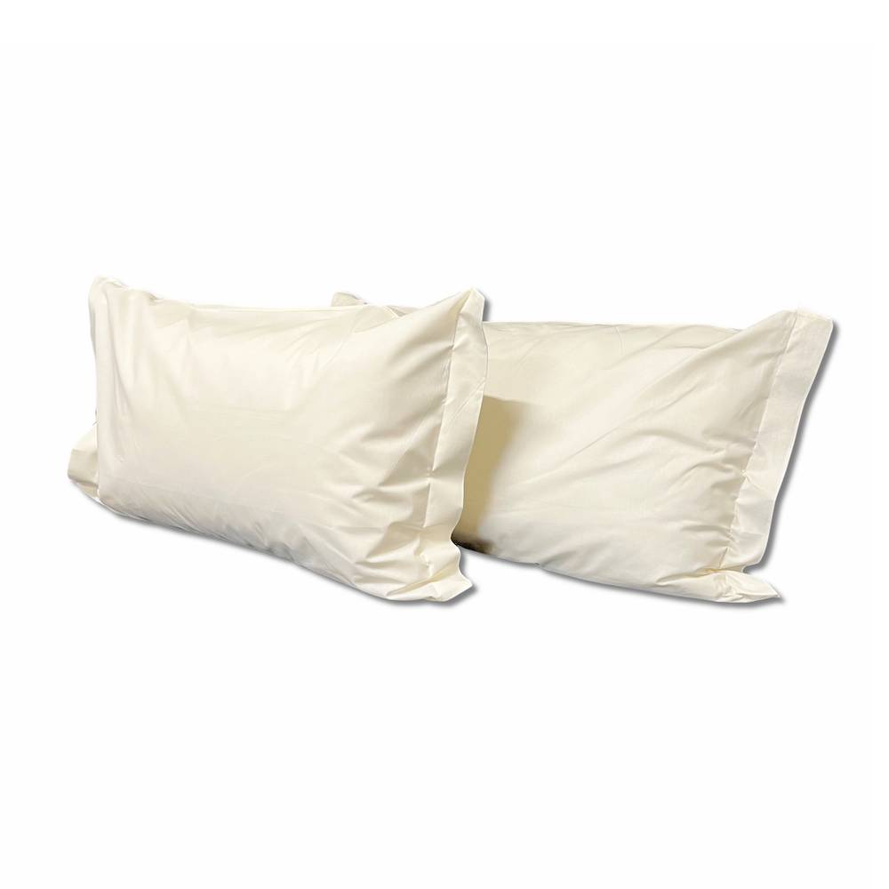 Coppia Federe con volant panna