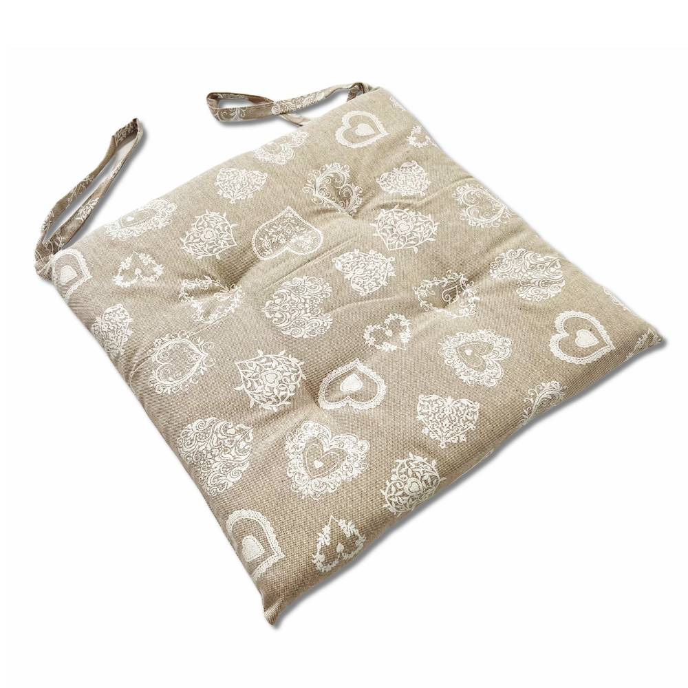 Cuscino per sedia cuori bianchi