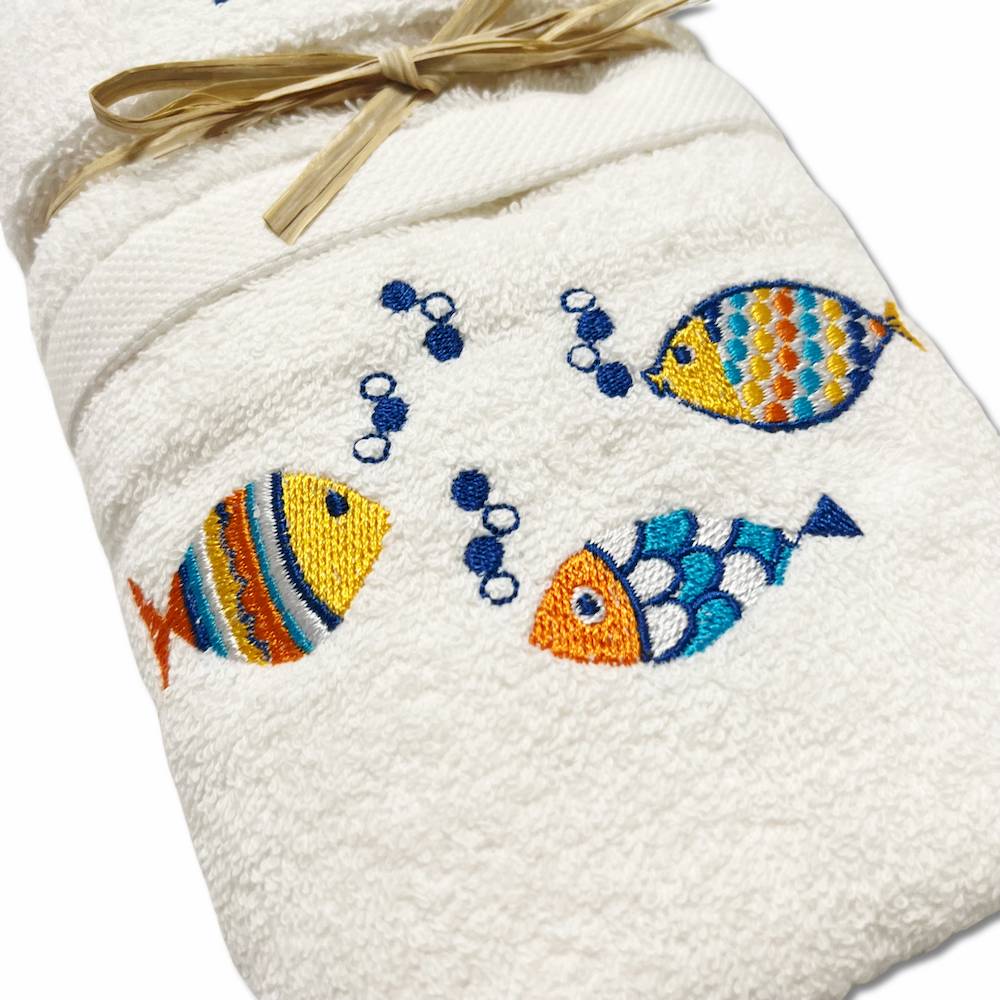 Coppia asciugamani pesciolini arcobaleno ricamati bianchi