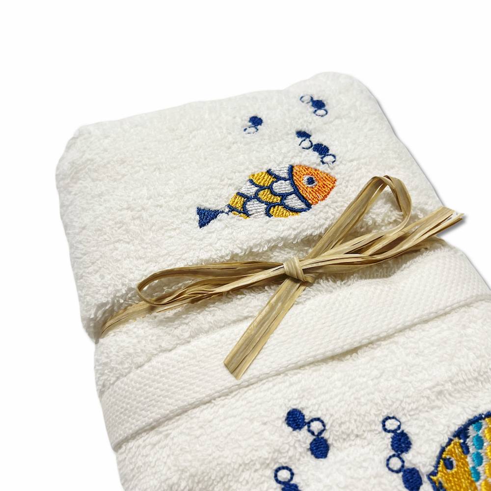 Coppia asciugamani pesciolini arcobaleno ricamati bianchi