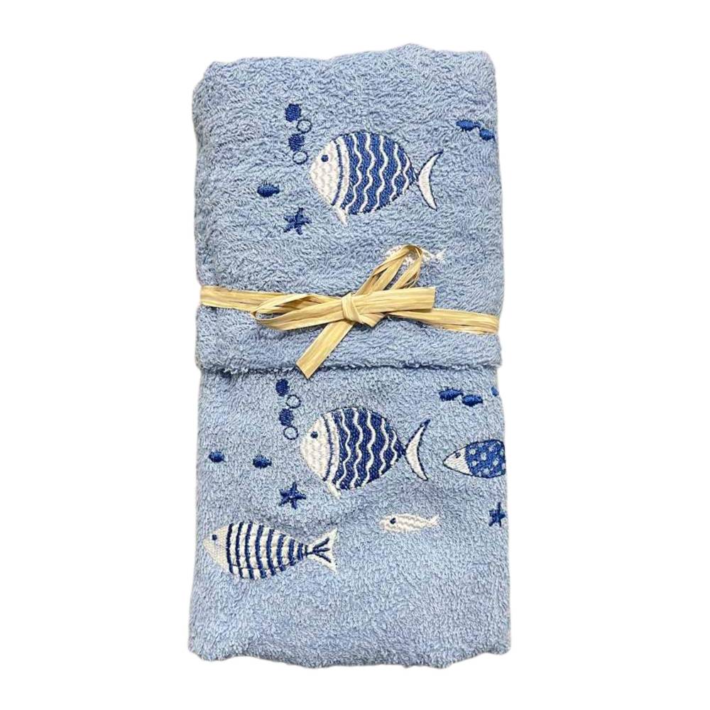 Coppia asciugamani pesciolini blu ricamati fondo azzurro