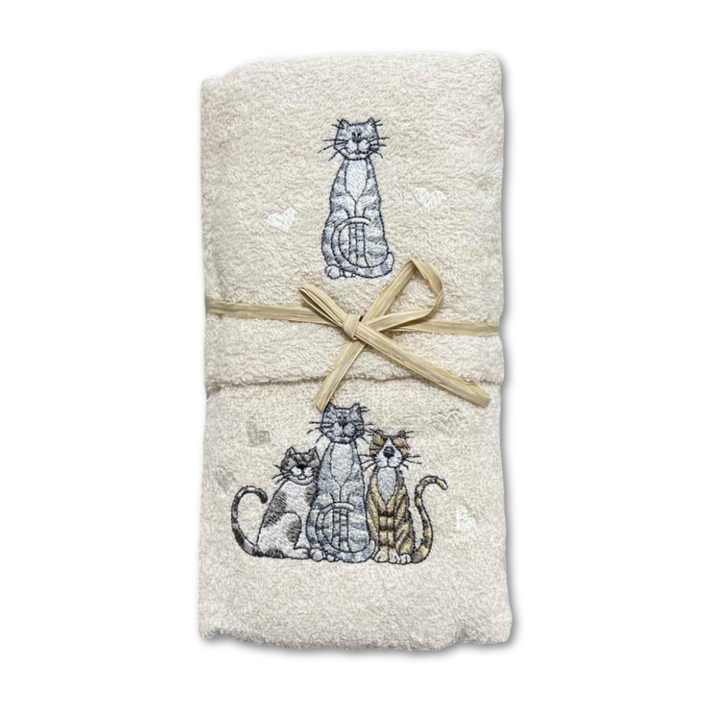 Coppia asciugamani gattini ricamati panna