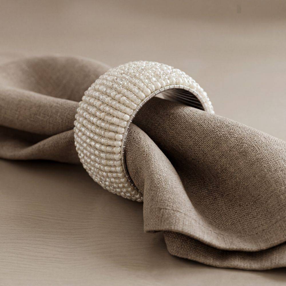 Portatovaglioli in Perline Bianco e Argento